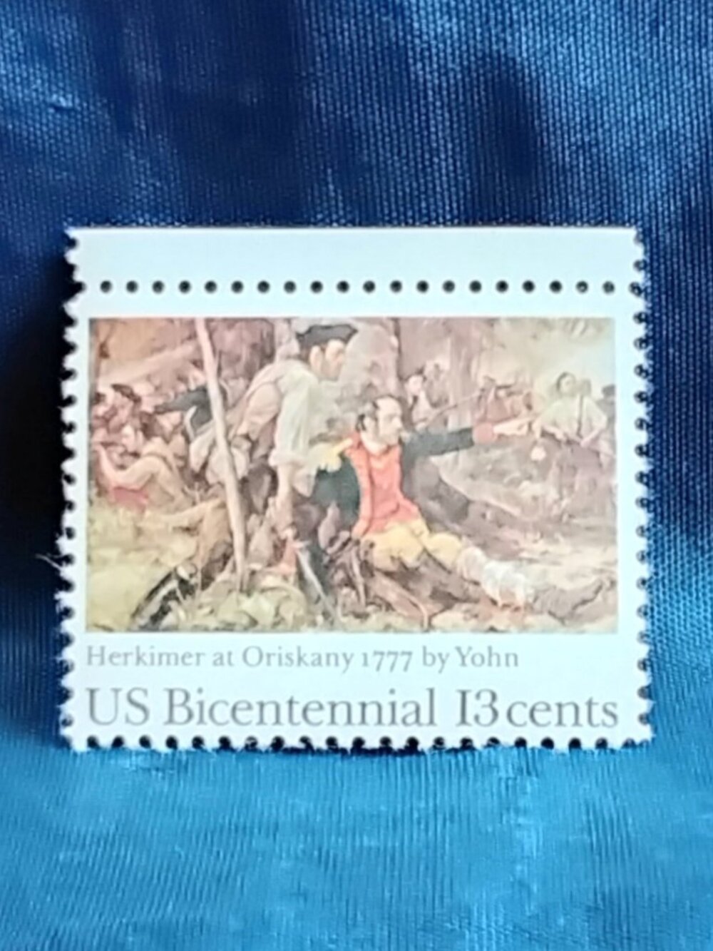Uncirculated USA 1977 U.S. Bicentennial 1777 13 Cent Stamp!!